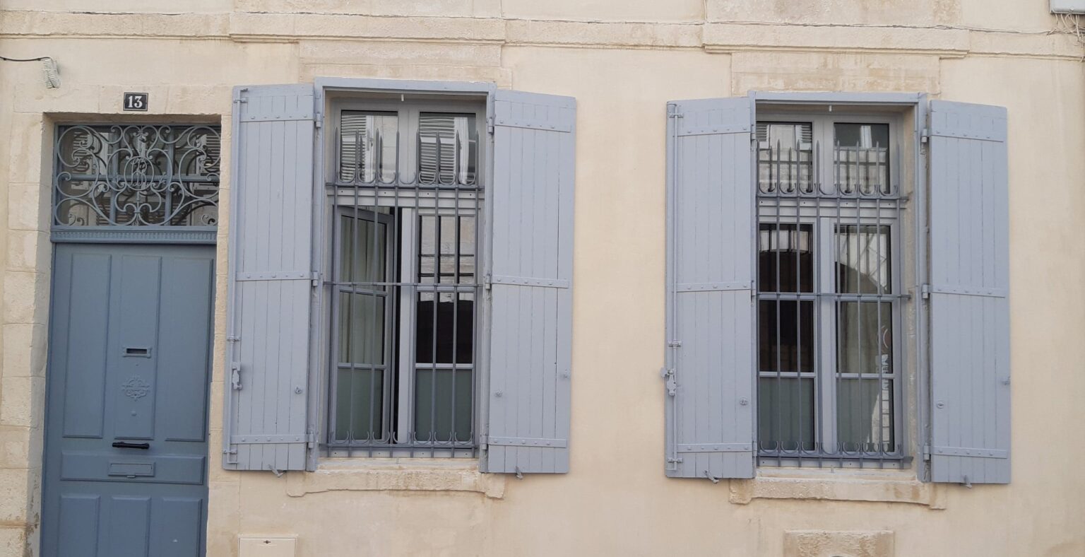 Grille De Fenetre En Fer Forgé Moderne